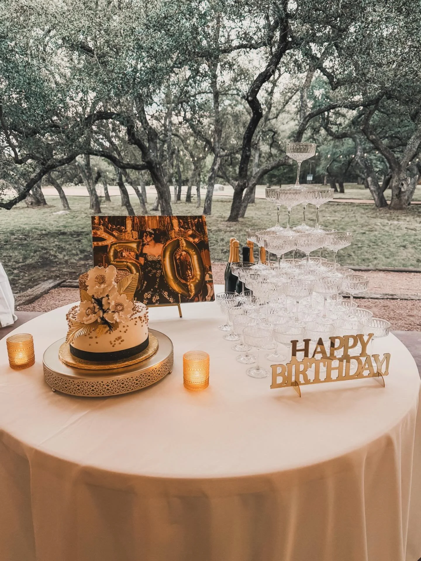 Private event tours available January 4th ✨
Weddings &bull; Reunions &bull; Graduations &bull;

Sign up today:  www.ladolcevitaestates.com #LaDolceVitaEstates
#LaDolceVitaVenue
#LaDolceVitaEvents
#newbraunfelsweddingvenue
#LuxuryWeddingVenue
#EstateW